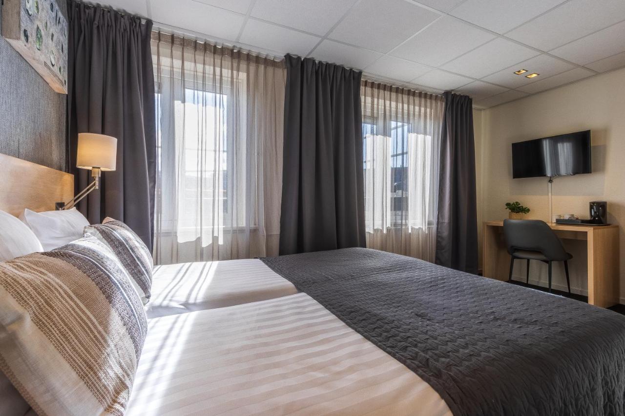 Hotel De Boei 에크몬드안지 외부 사진
